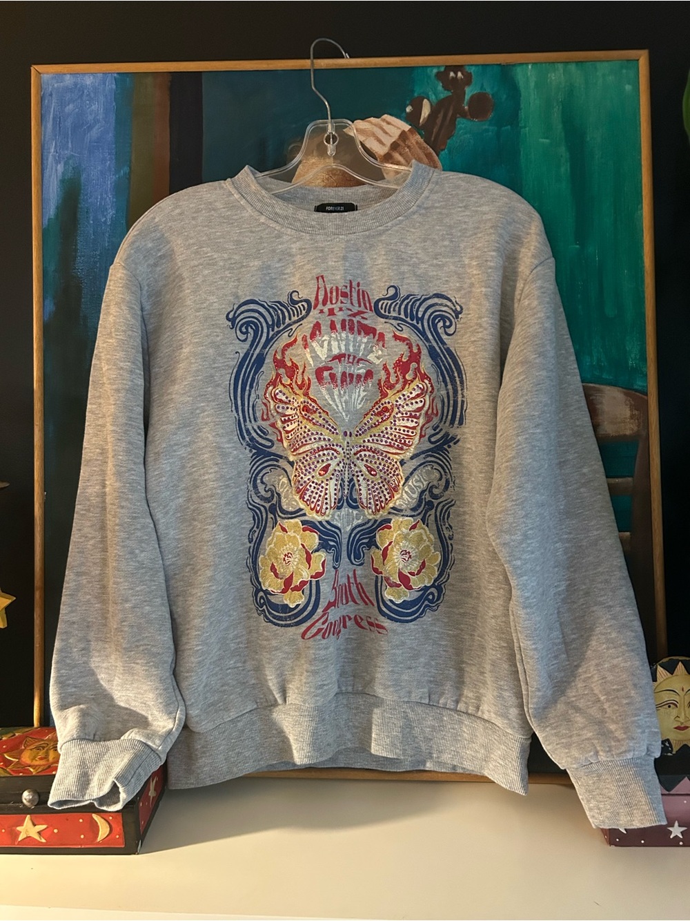 Forever 21 Butterfly Graphic Sweatshirt Gray Crewneck Y2K Coquette Size M